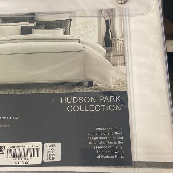 HUDSON PARK COLLECTION Italian Linens Bedskirt, white/stripe Charcoal - Picture 4 of 4